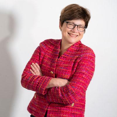 Sandra van Koeveringe, klerk/juridisch medewerker